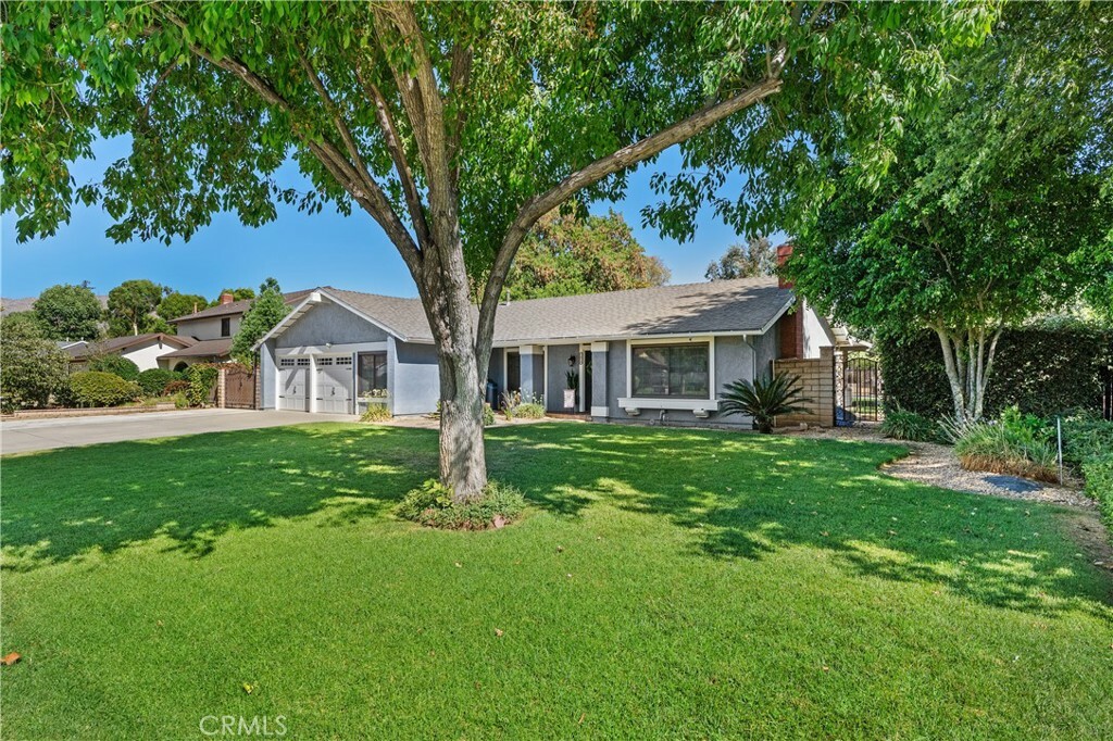 1414 Cedarhill Drive  Riverside CA 92507 photo