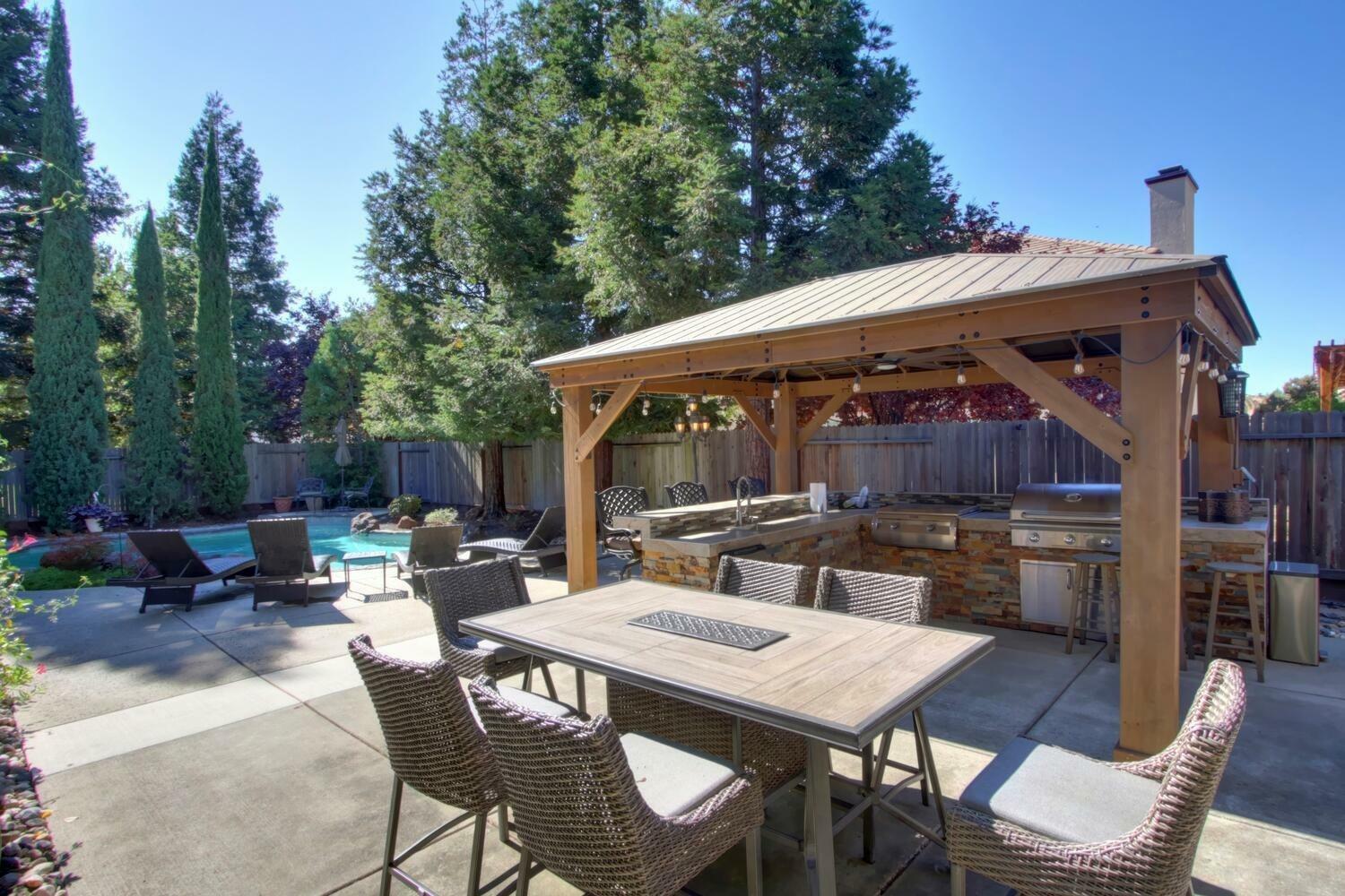 Property Photo:  6621 Taranto Court  CA 95757 