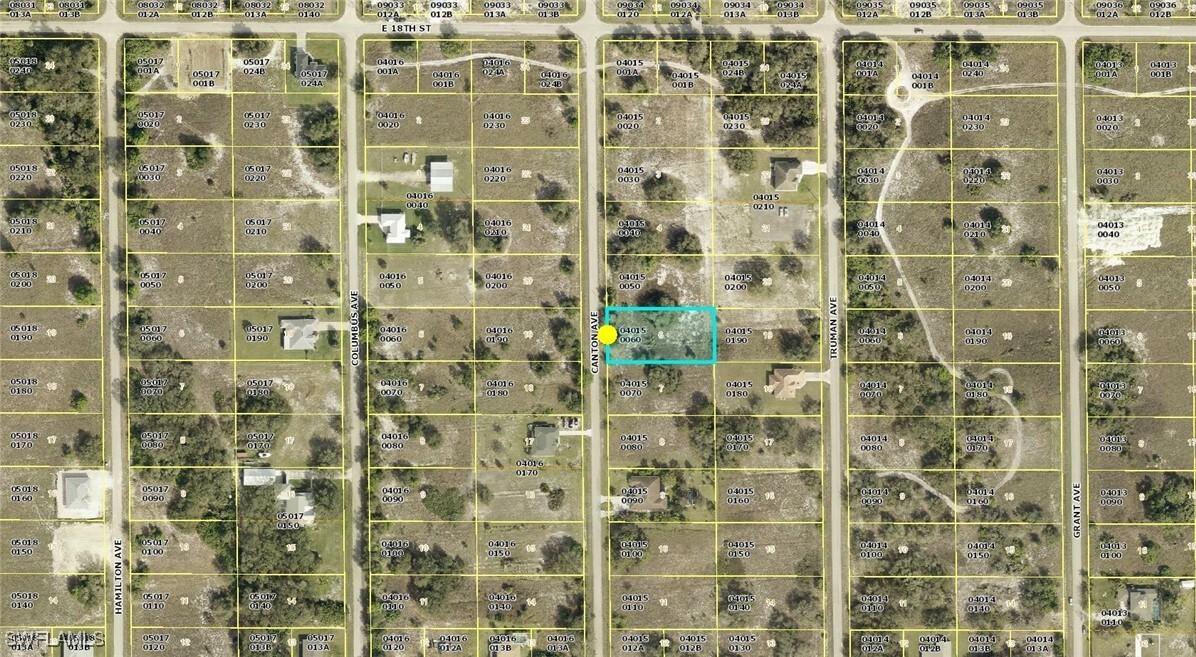 Property Photo:  1712 Canton Avenue  FL 33972 