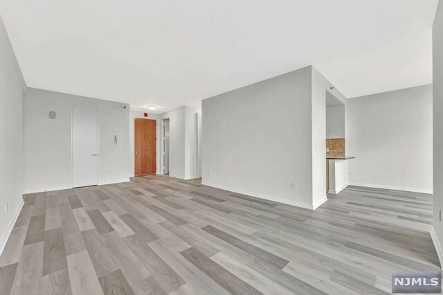 Property Photo:  100 Carlyle Drive 3mn  NJ 07010 