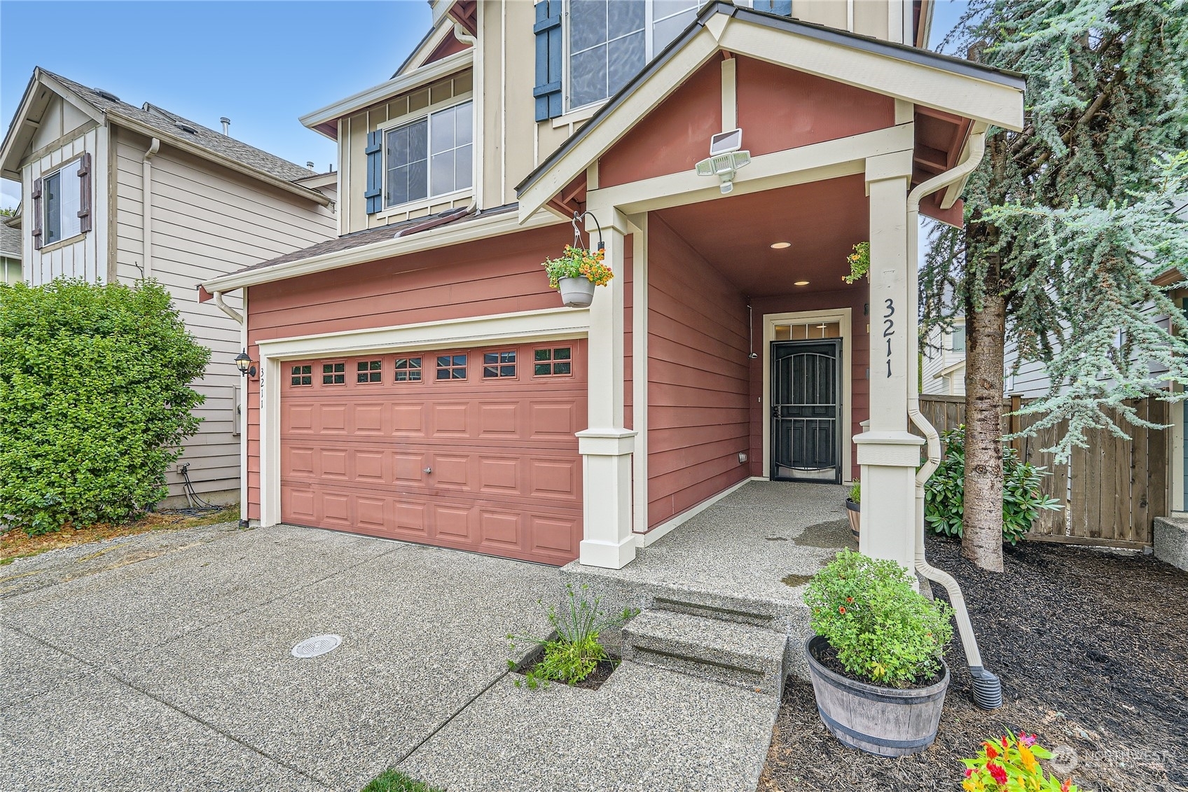 Property Photo:  3211 Destination Avenue E  WA 98424 