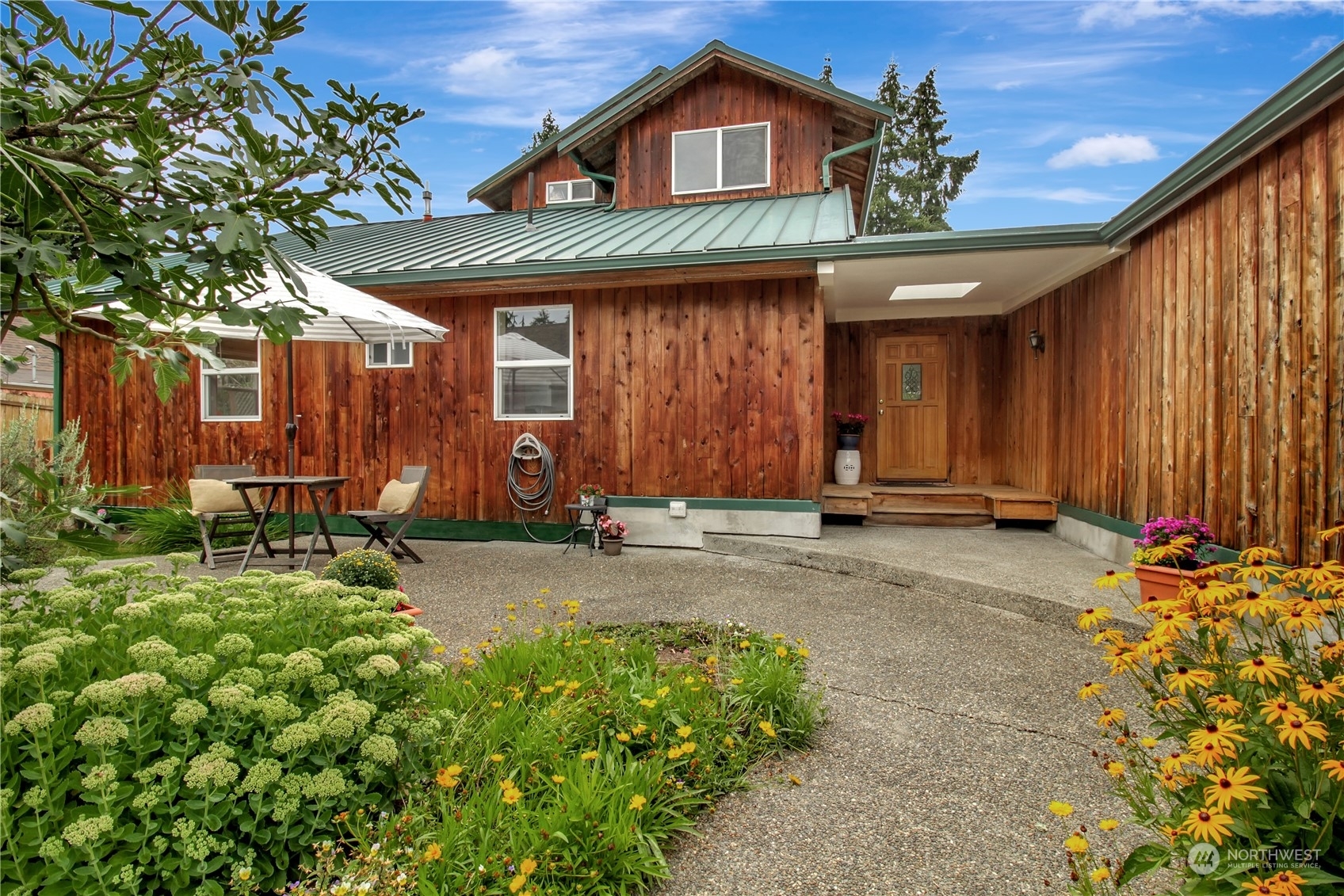 Property Photo:  1307 E Lakeshore Drive  WA 98258 