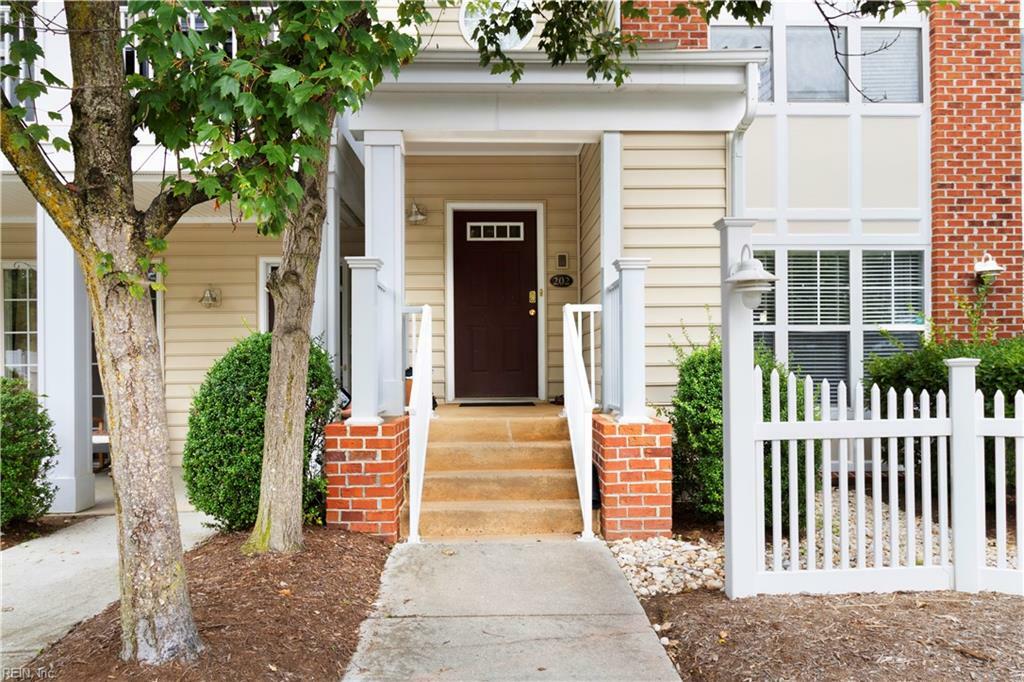 Property Photo:  7231 Newport Avenue 202  VA 23505 