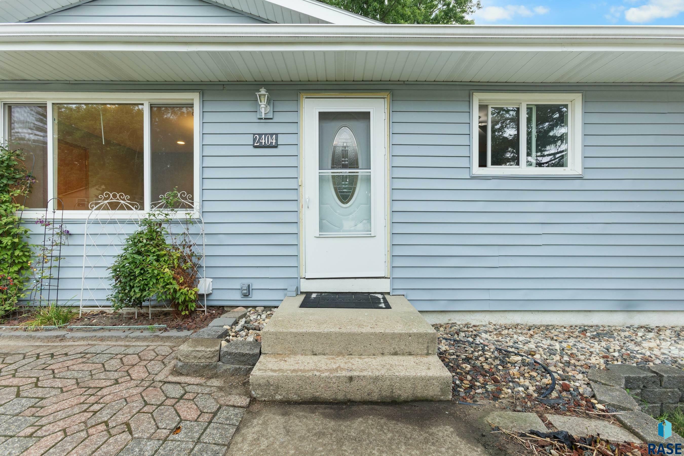 Property Photo:  2404 S Stephen Ave  SD 57103 