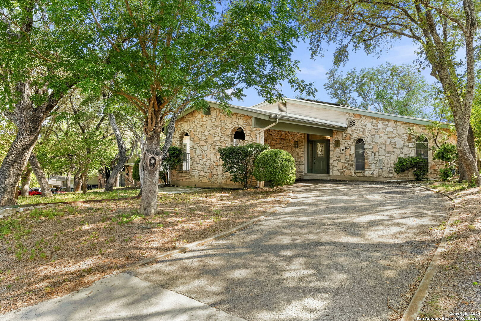 Property Photo:  10811 Teton Ln  TX 78230 