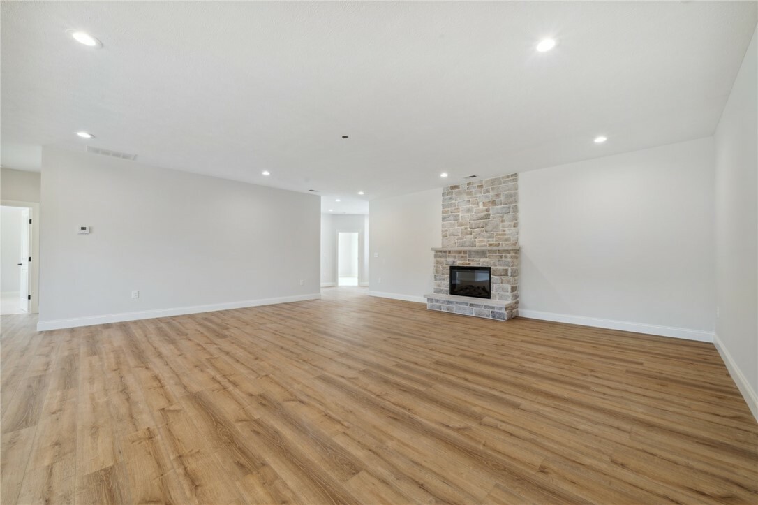 Property Photo:  1163 Valley Club Drive  PA 15642 