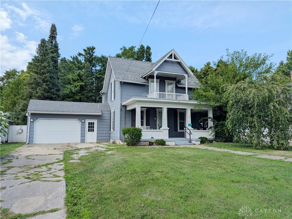 Property Photo: 210 Henry Street OH 43078