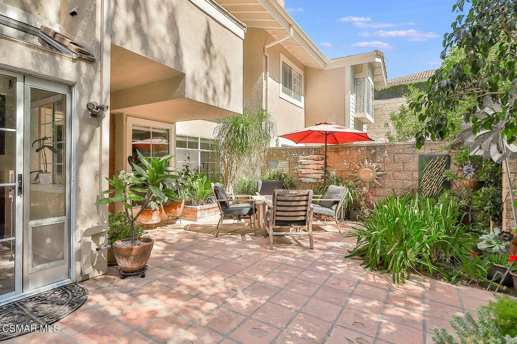 Property Photo:  9 Greenmeadow Drive  CA 91320 