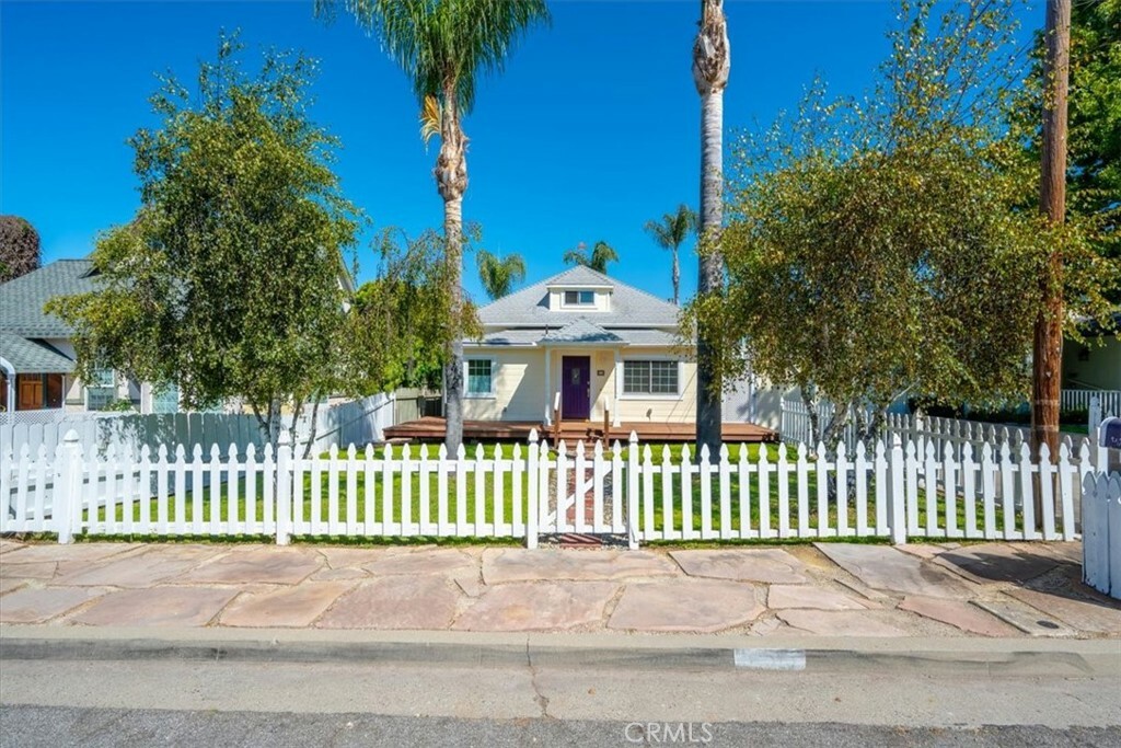 Property Photo:  555 Le Point Street  CA 93420 