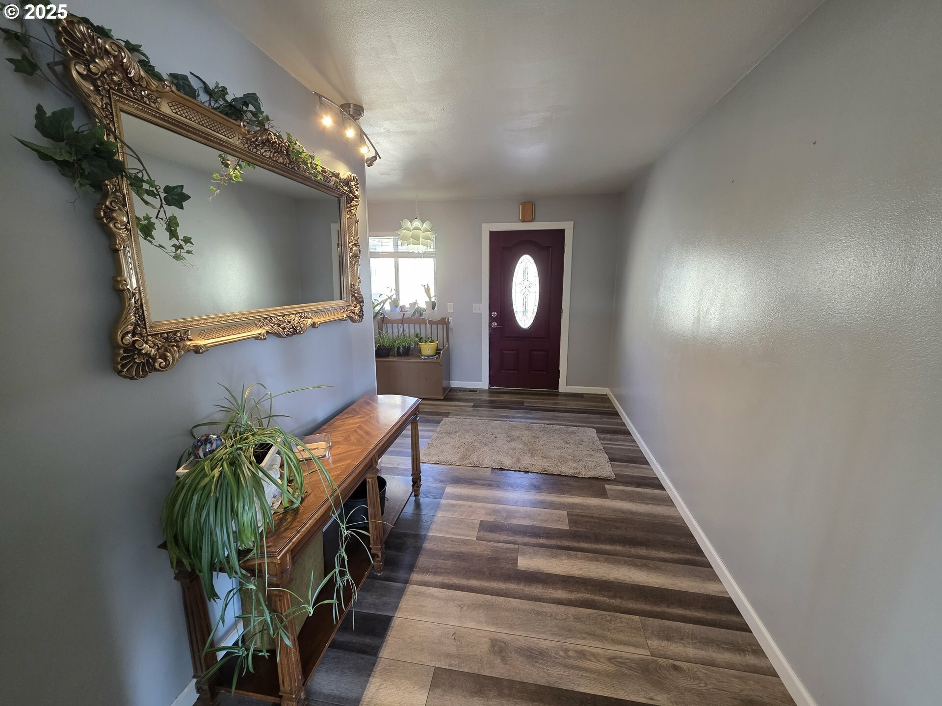 Property Photo:  508 3rd Ave  WA 98617 