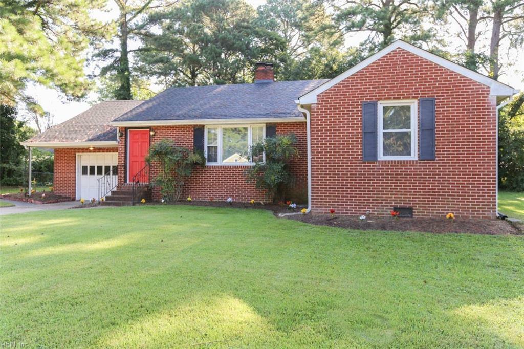 Property Photo:  1303 Amelia Avenue  VA 23707 