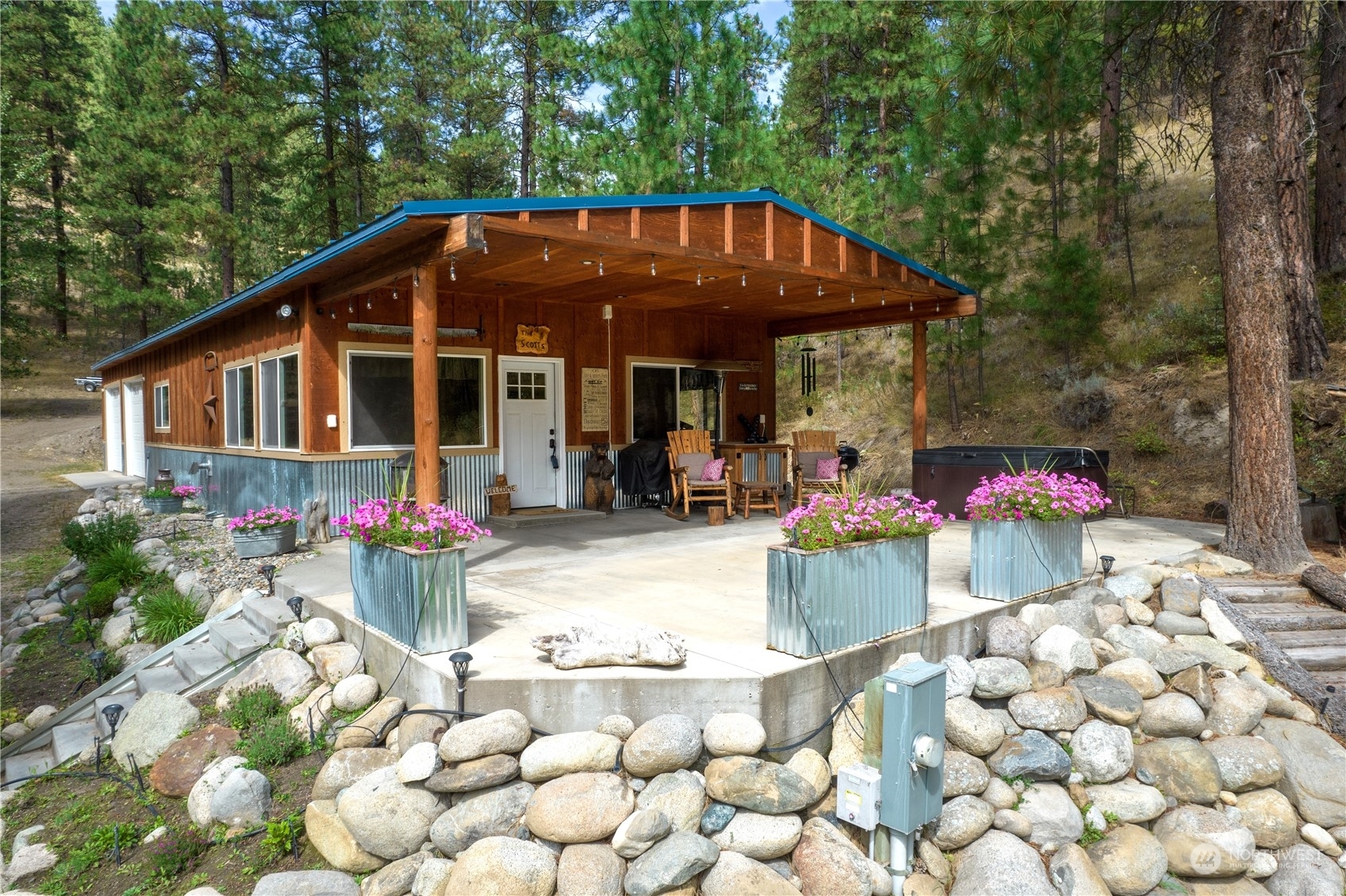 Property Photo:  156 W Fork Road  WA 98819 