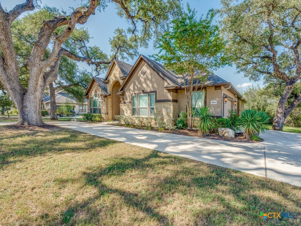 Property Photo: 5604 Copper Creek TX 78132