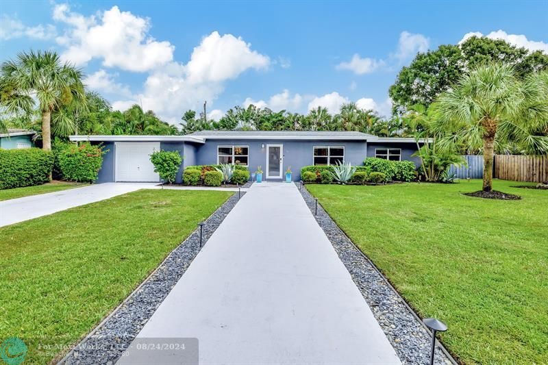 Property Photo: 119 NE 28th Ct FL 33334