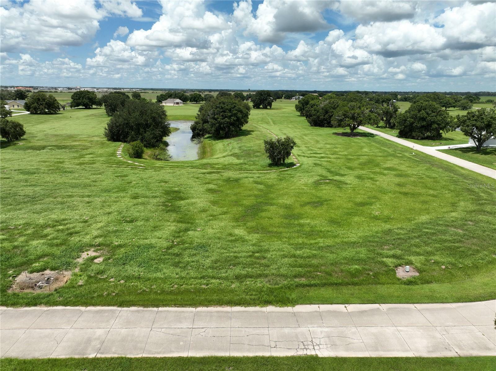 Property Photo:  1505 Blue Heron Drive  FL 33876 