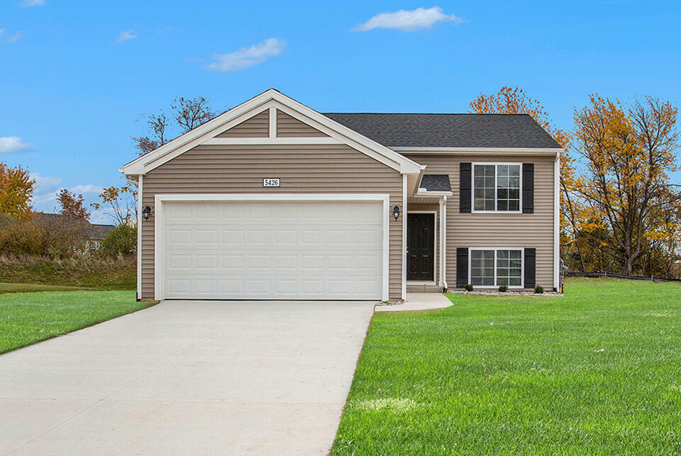 Property Photo: 926 Western Avenue MI 49098