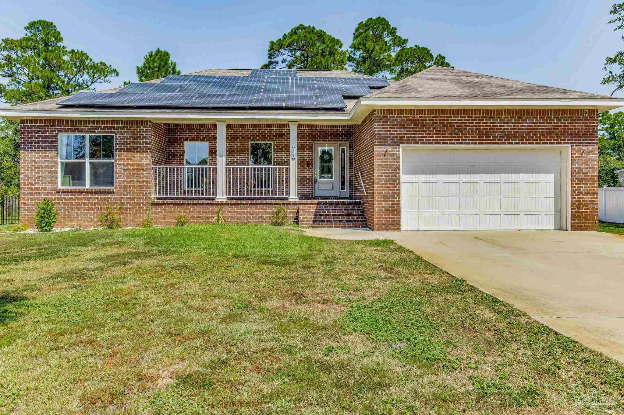 Property Photo:  5604 Kailey Rd  FL 32583 