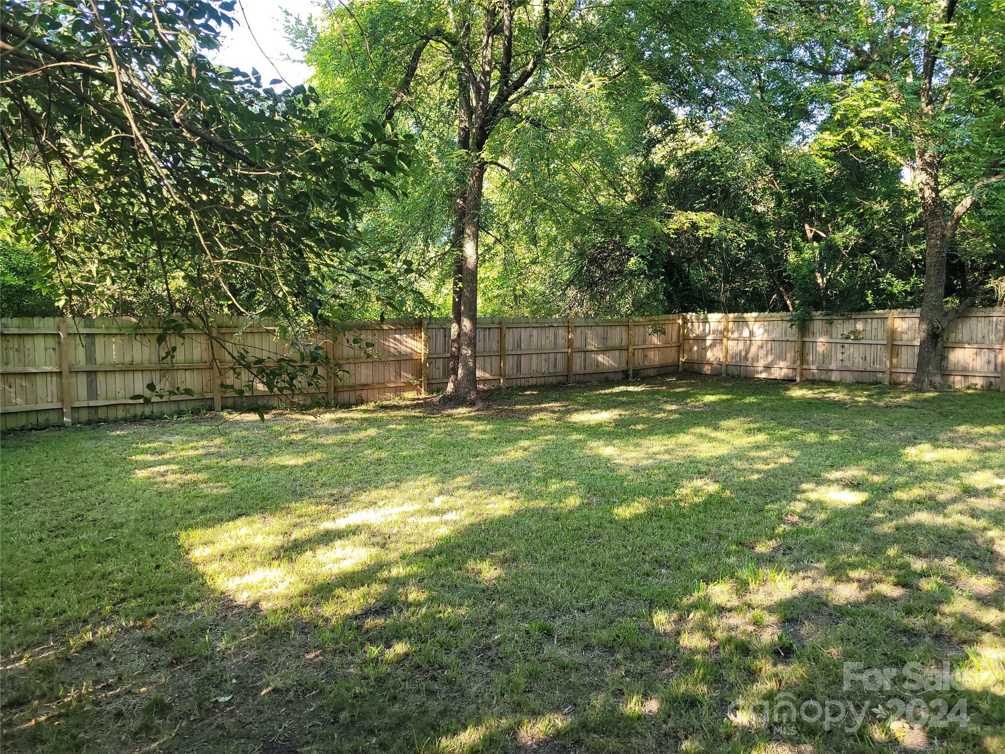 Property Photo:  510 Everette Street  NC 28110 