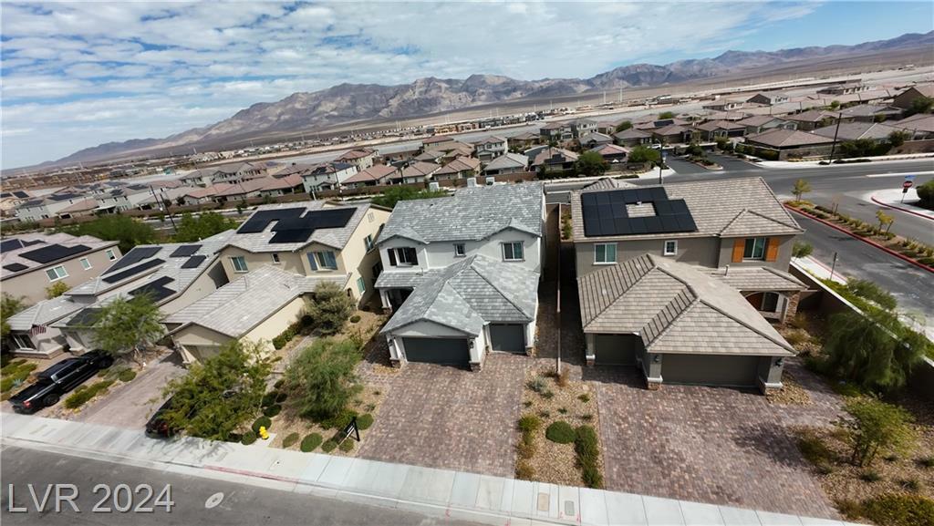 Property Photo:  1606 Dire Wolf Avenue  NV 89084 