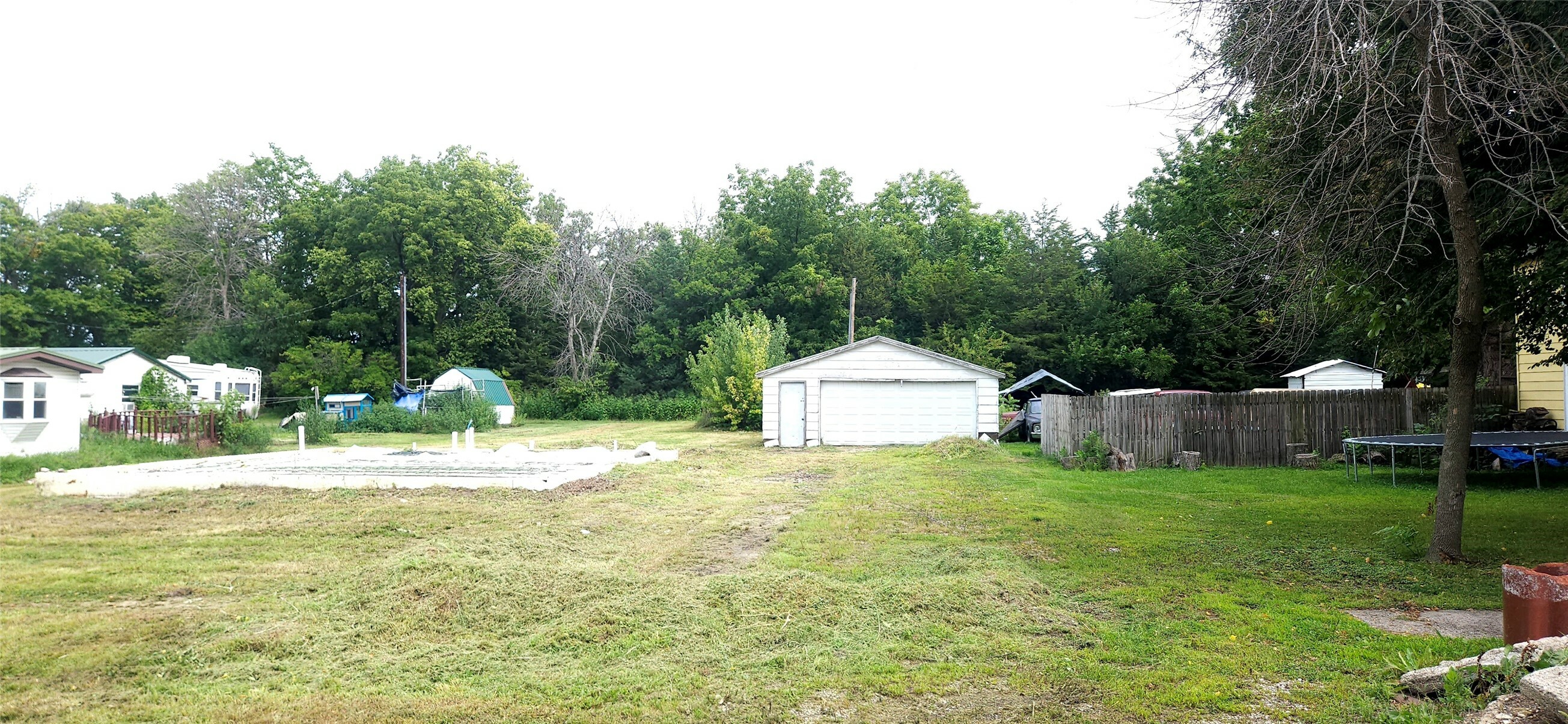 Property Photo:  305 3rd Avenue  IA 50128 