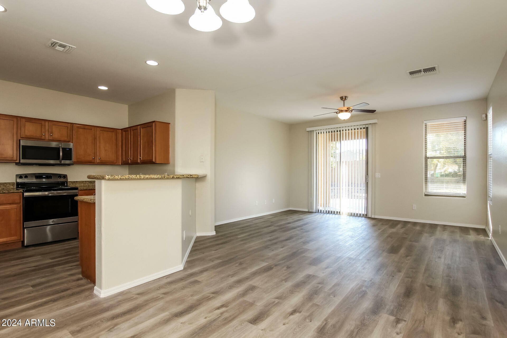 Property Photo:  11976 N 142nd Drive  AZ 85379 