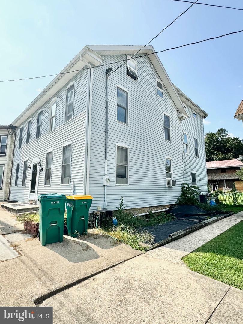 Property Photo:  113 2nd Street  PA 17007 