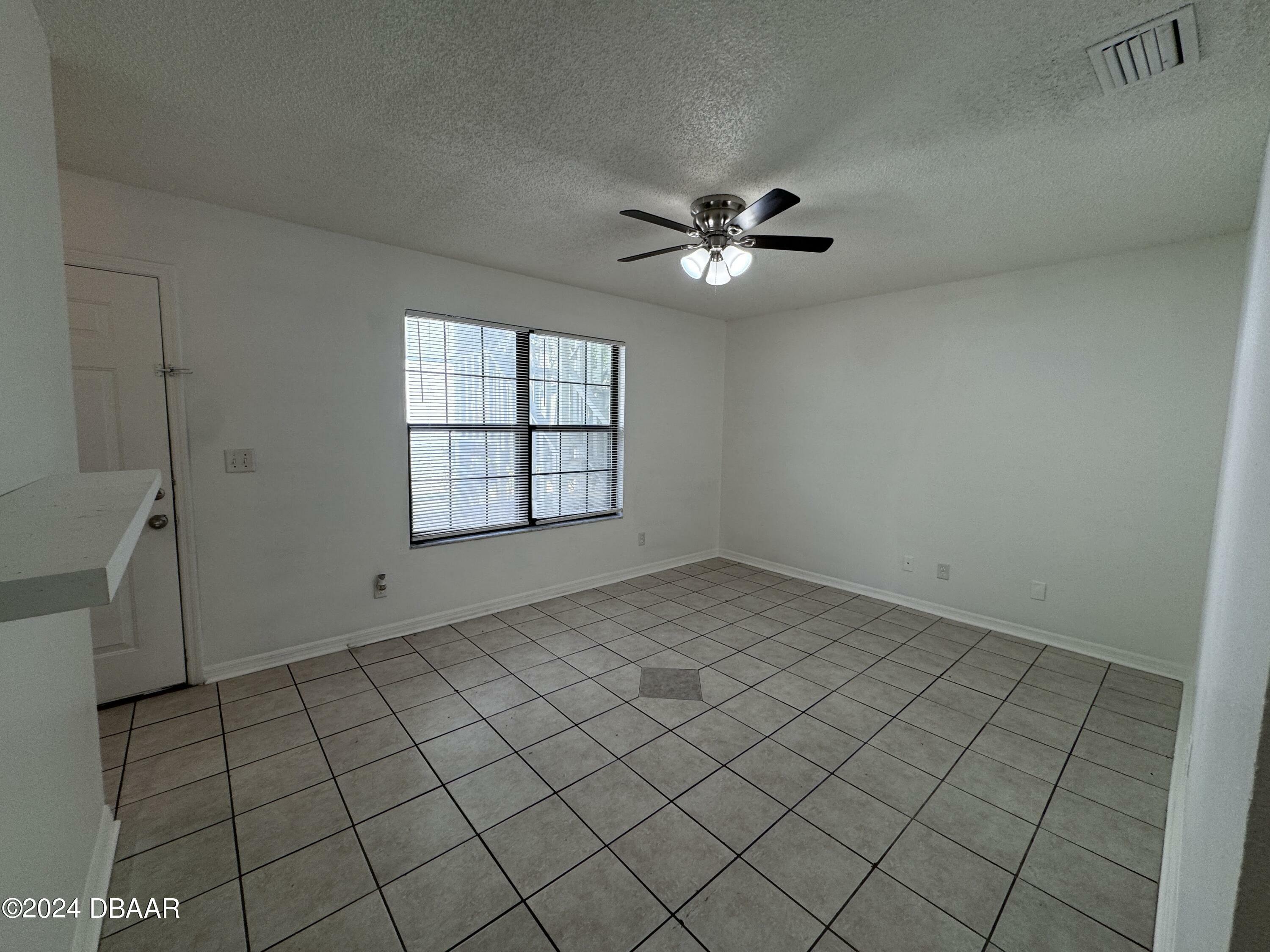 Property Photo:  840 Center Avenue  FL 32117 