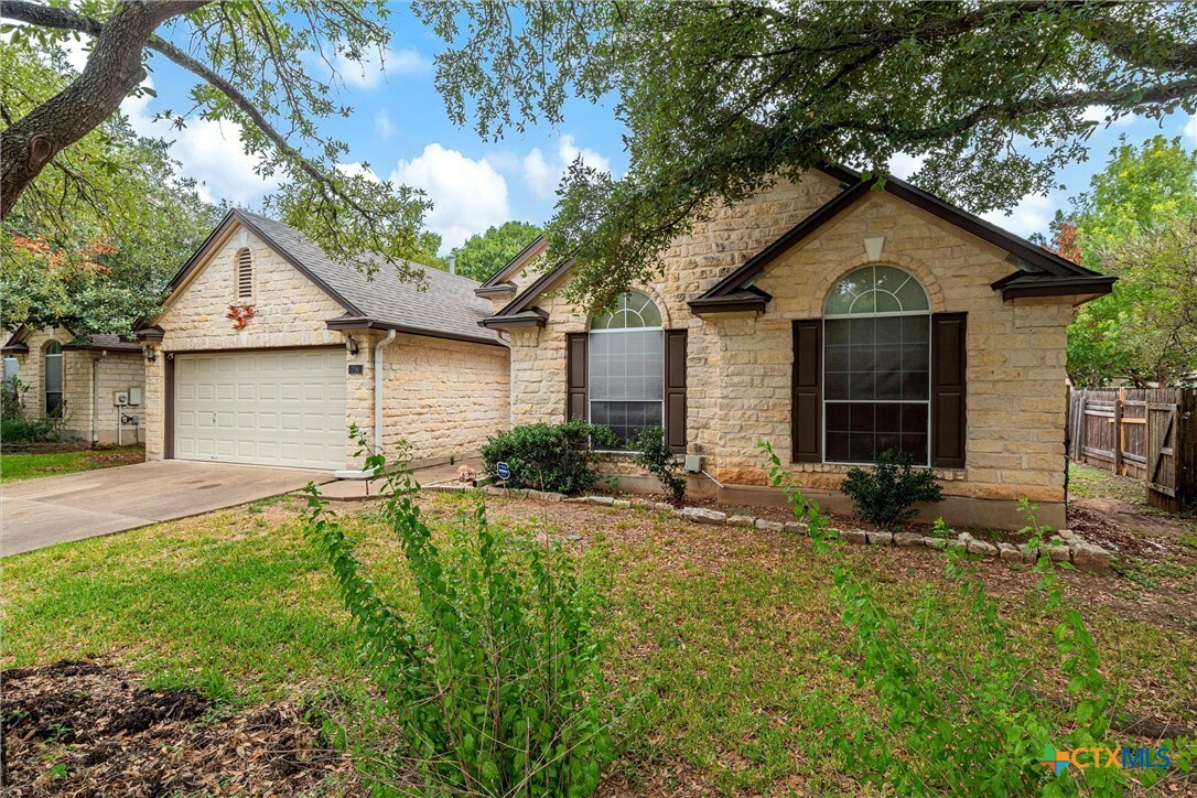 Property Photo:  706 Goodspeed Parkway  TX 78660 