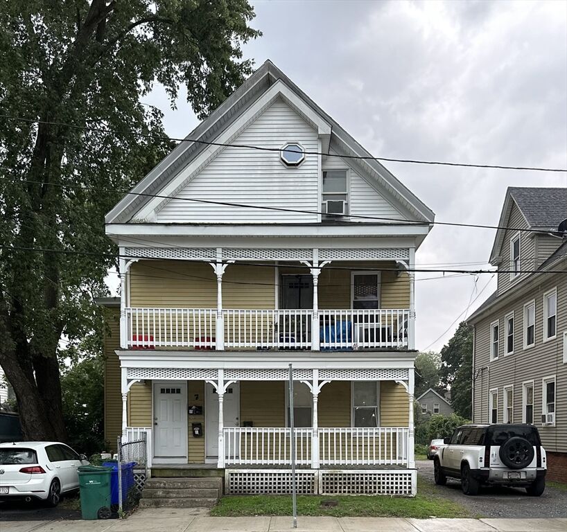 Property Photo:  7 6th Street 1F  MA 02703 