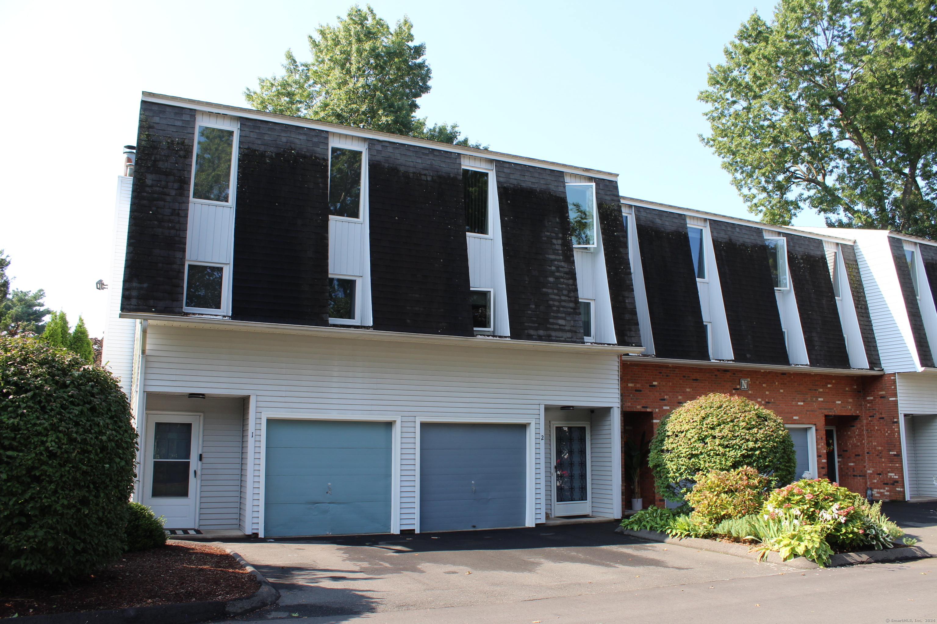 Property Photo:  410 -1N Farmington Avenue  CT 06053 