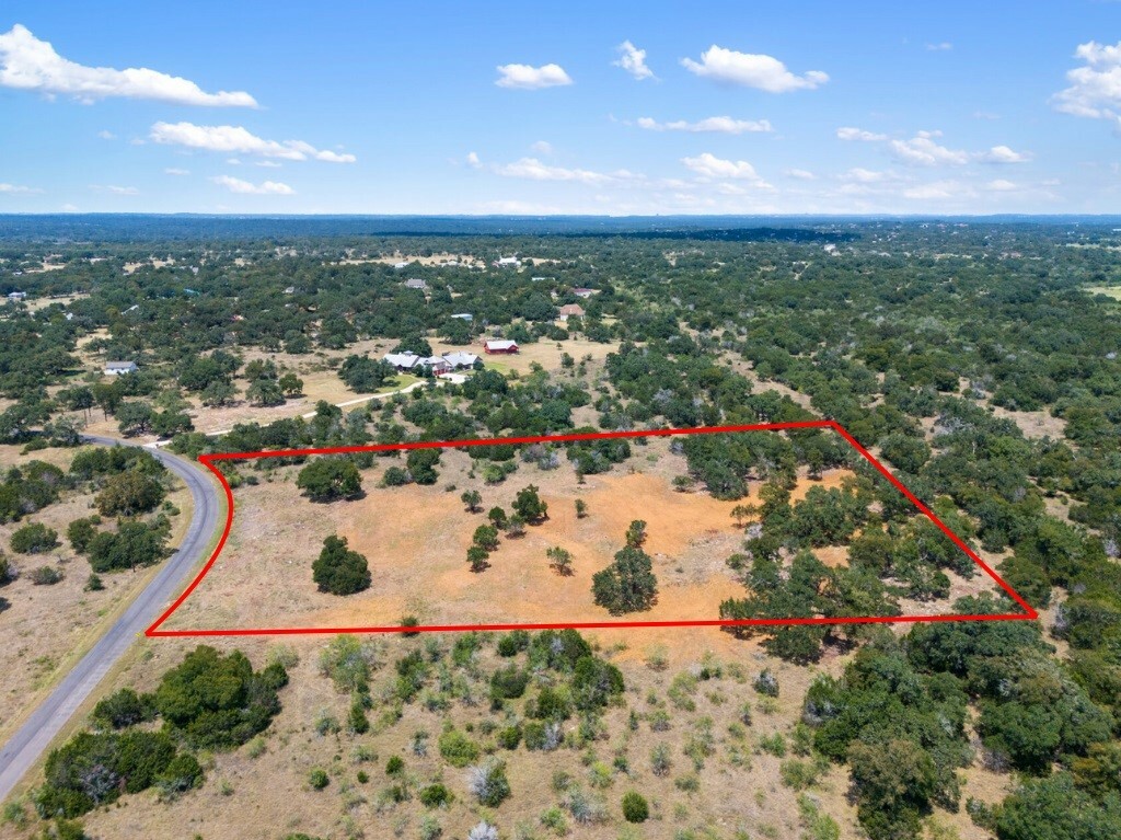Property Photo: 221 Matzig Cove TX 78610