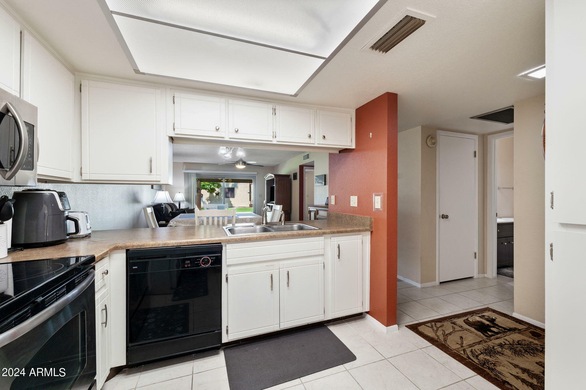Property Photo: 7728 E Mariposa Way AZ 85208