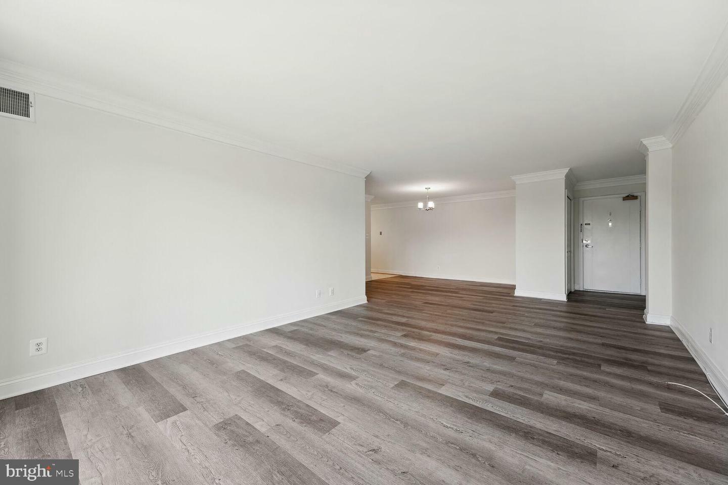 Property Photo:  4977 Battery Lane 612  MD 20814 