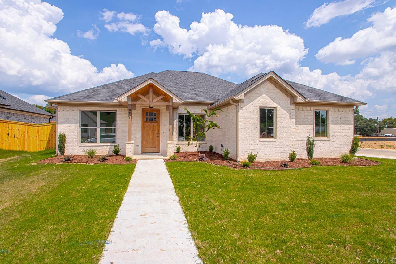 Property Photo:  3864 Spencer Crossing Drive  AR 72019 