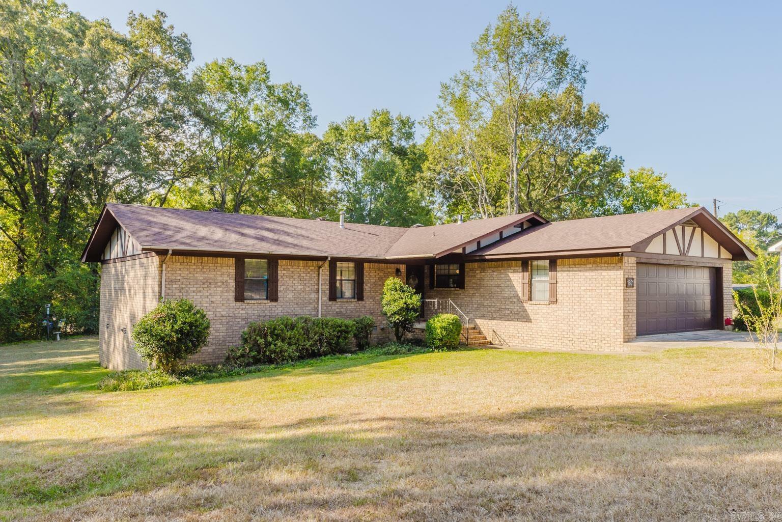 Property Photo:  1801 Dogwood Drive  AR 72104 