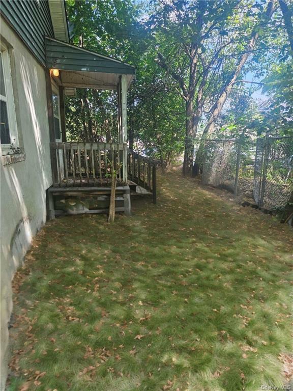 Property Photo:  40 Carpenter Avenue  NY 10940 