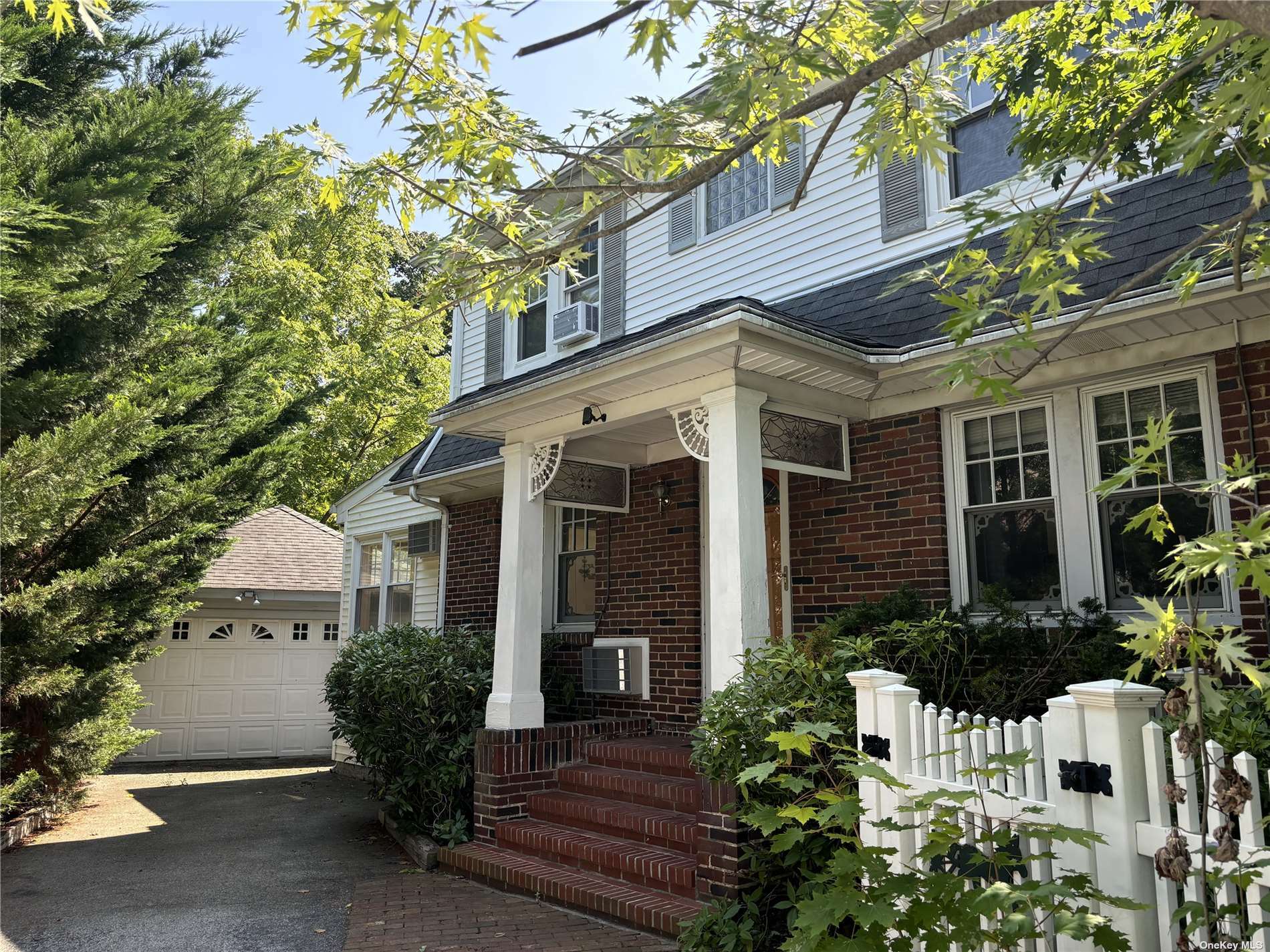 Property Photo:  1515 Moffit Avenue  NY 11557 