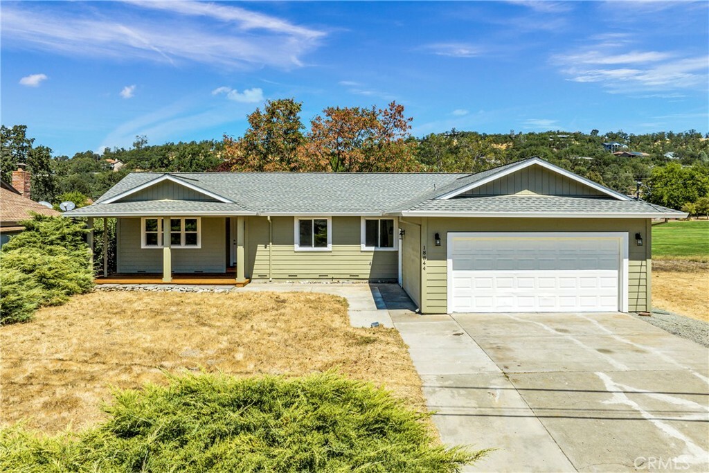 Property Photo:  18844 Deer Hollow Road  CA 95467 