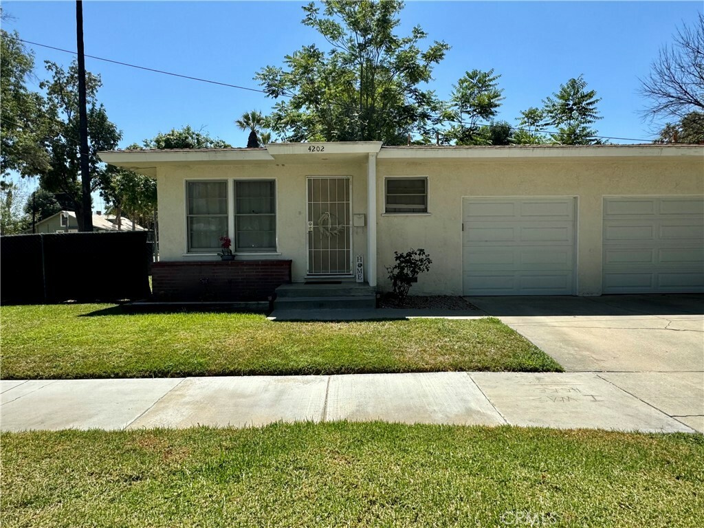 Property Photo:  4202 9th Street  CA 92501 