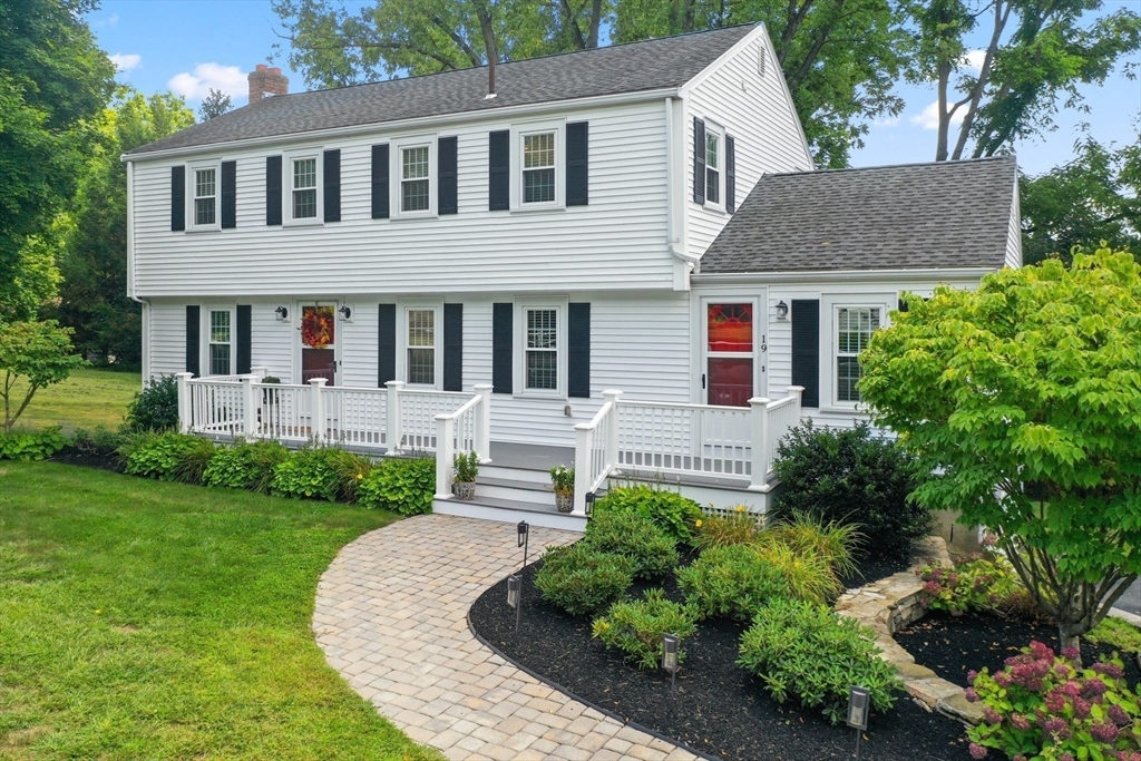 Property Photo:  19 General Henry Knox Rd  MA 01772 