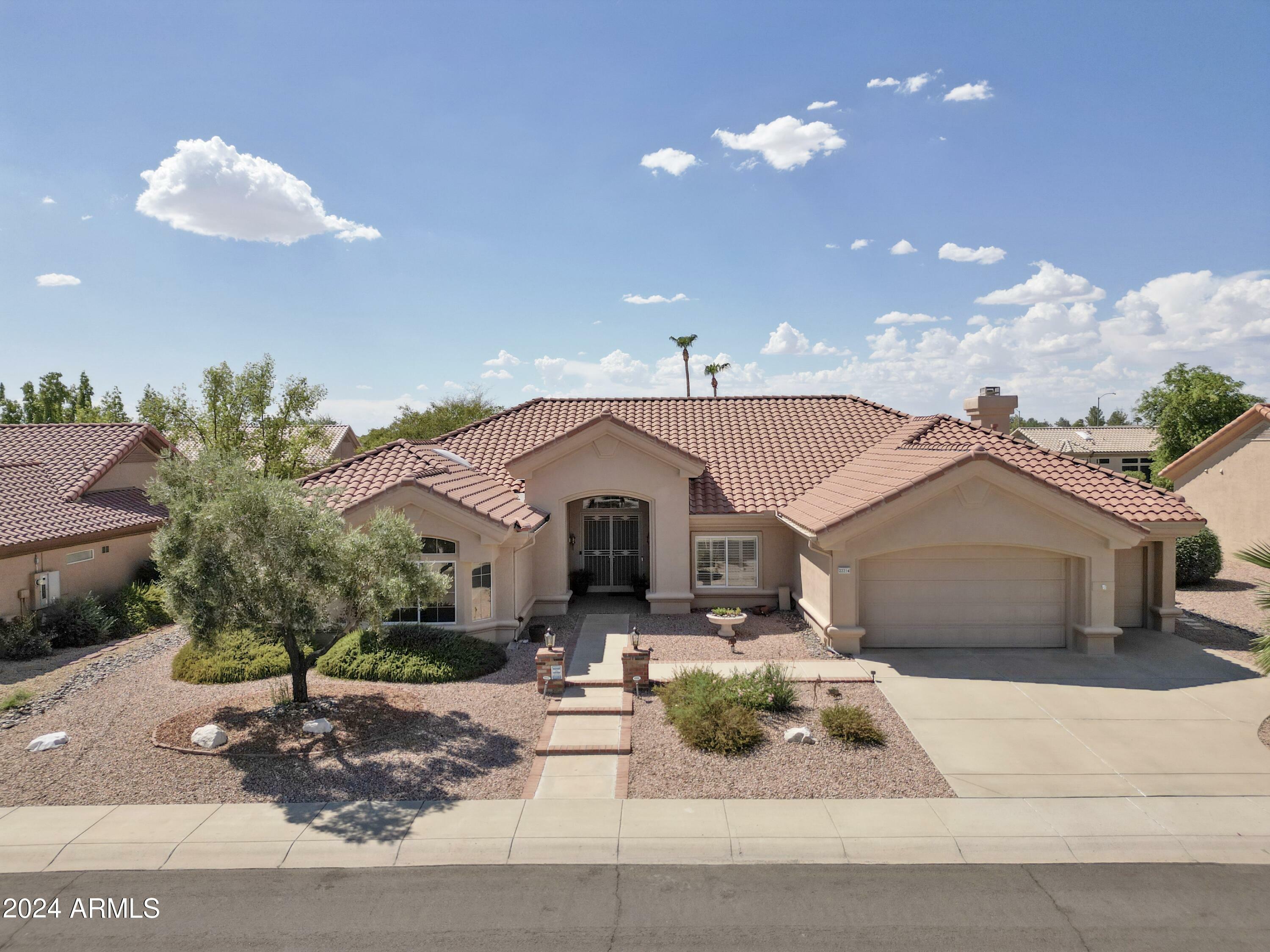 Property Photo:  22214 N Tournament Drive  AZ 85375 