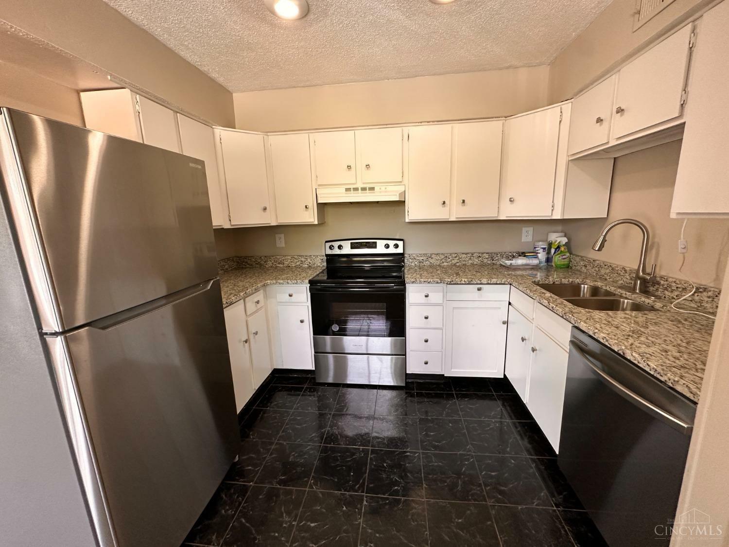 Property Photo: 836 Gordon Smith Boulevard OH 45013