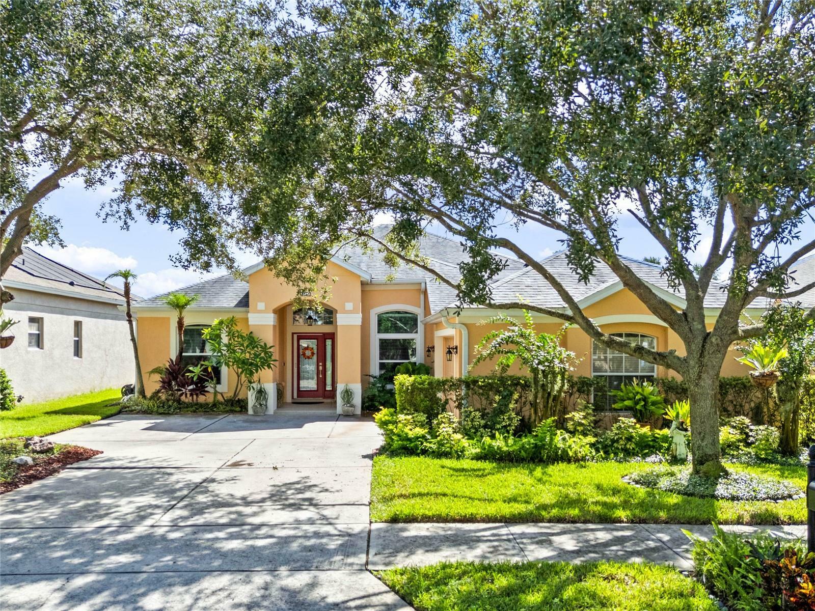 Property Photo:  13424 Fox Glove Street  FL 34787 