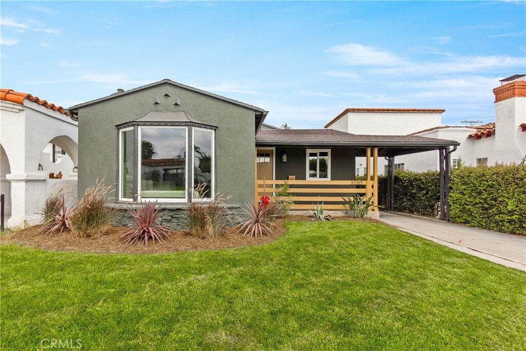 Property Photo:  3207 W 78th Place  CA 90043 