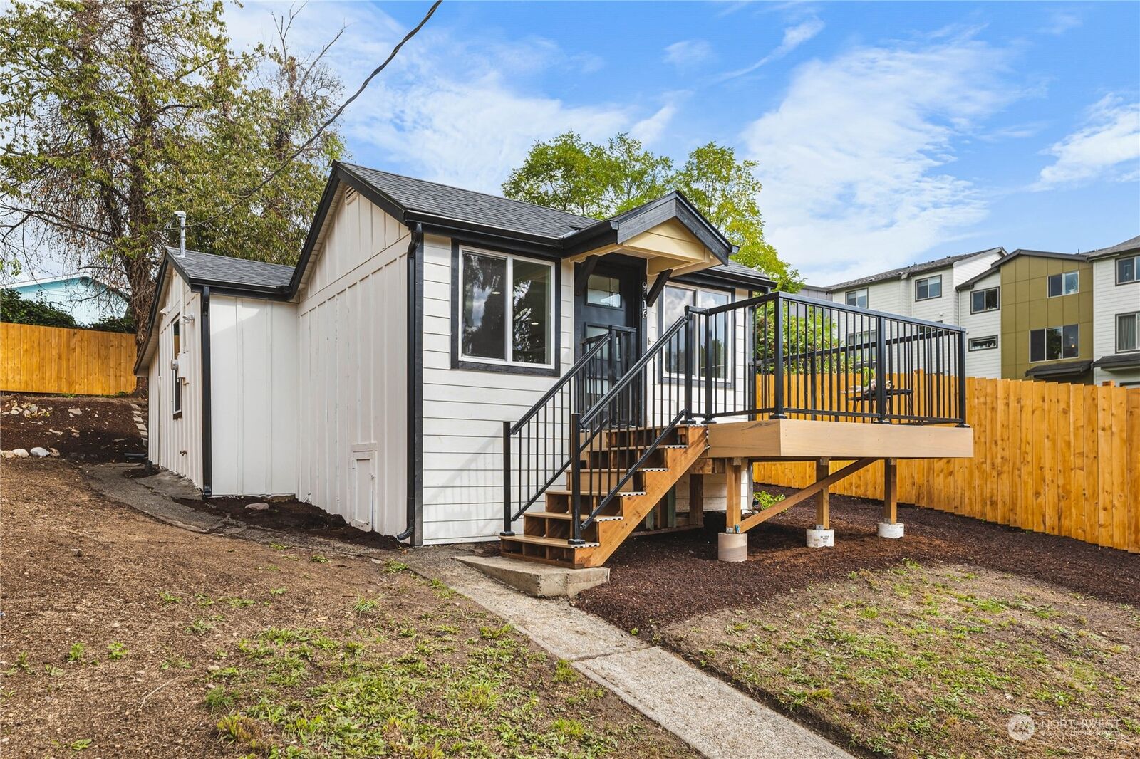 Property Photo:  9616  11th Avenue SW  WA 98106 