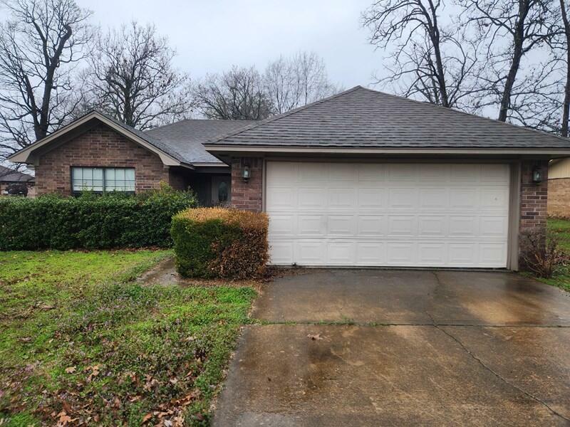 Property Photo:  323 Washington Drive  AR 72933 