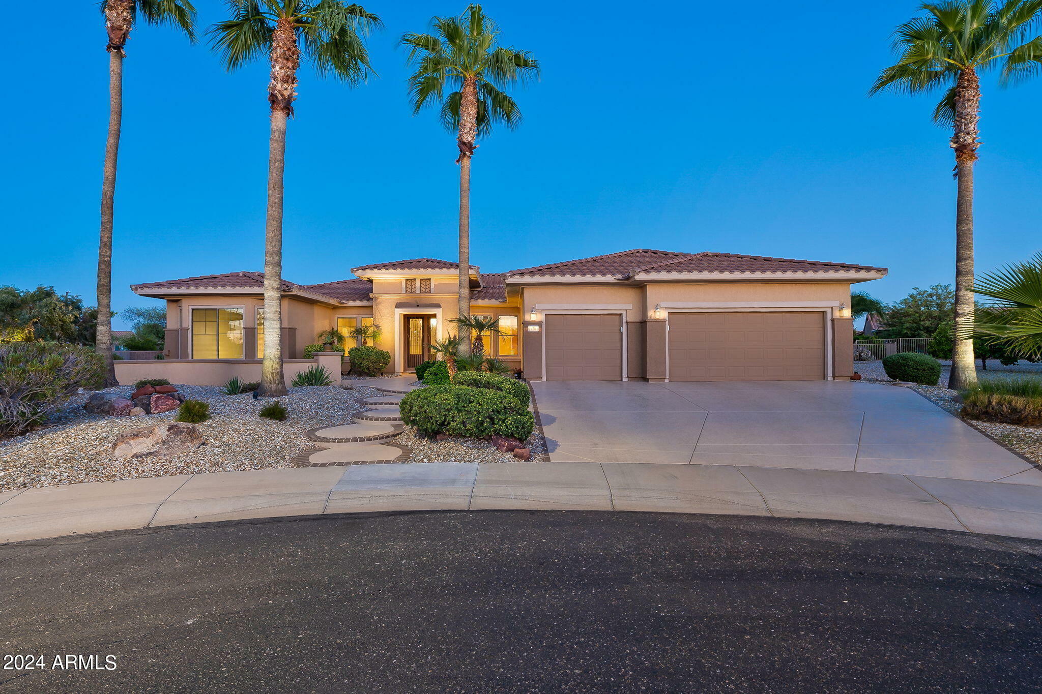 Property Photo:  19301 N Ponderosa Court  AZ 85387 