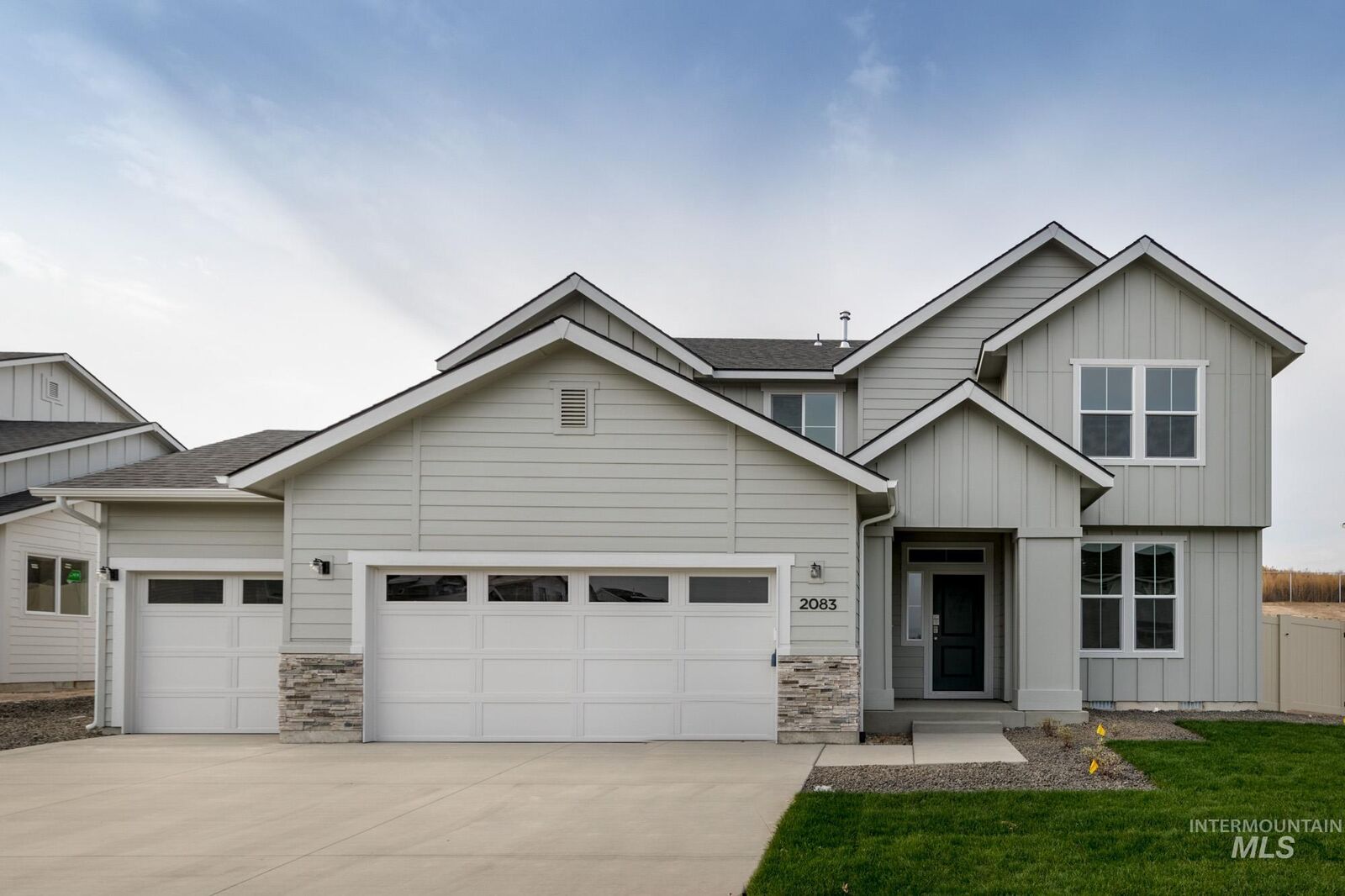 Property Photo: 2083 S Grand Fork Way ID 83642
