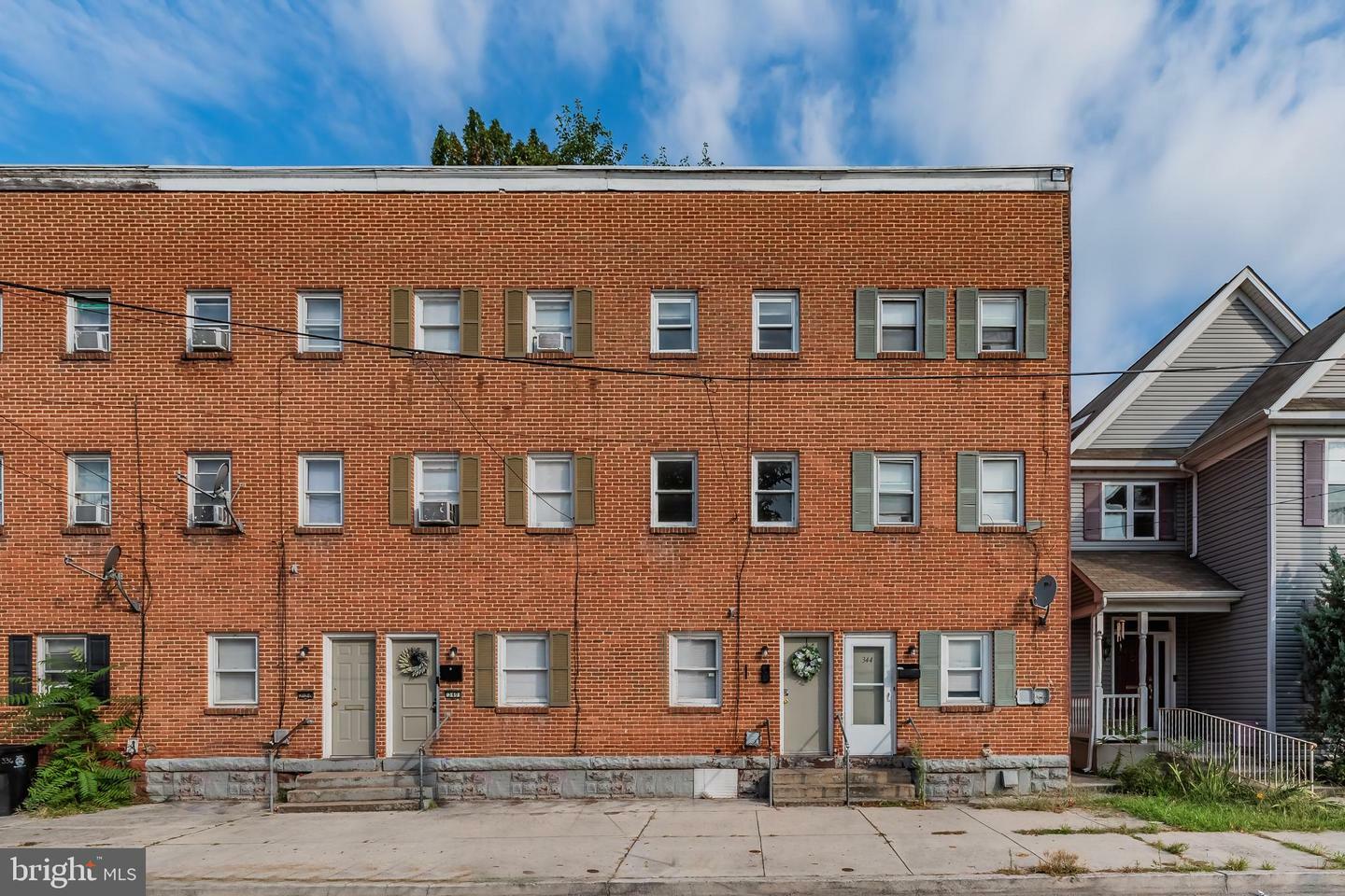 Property Photo:  342 Hamilton Street  PA 17102 