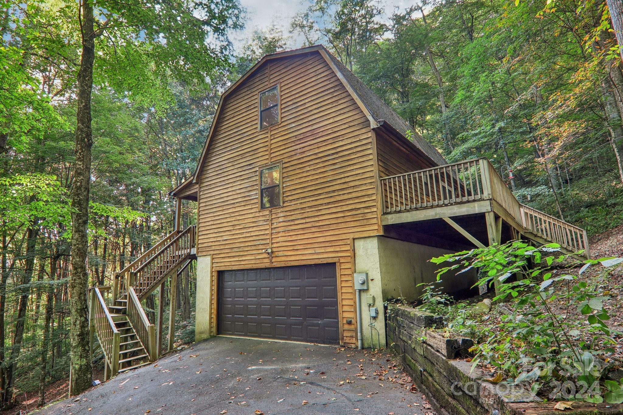 579 Apple Creek Road  Waynesville NC 28786 photo